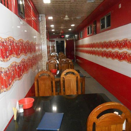 Hotel Surja Laxmi Raiganj Esterno foto
