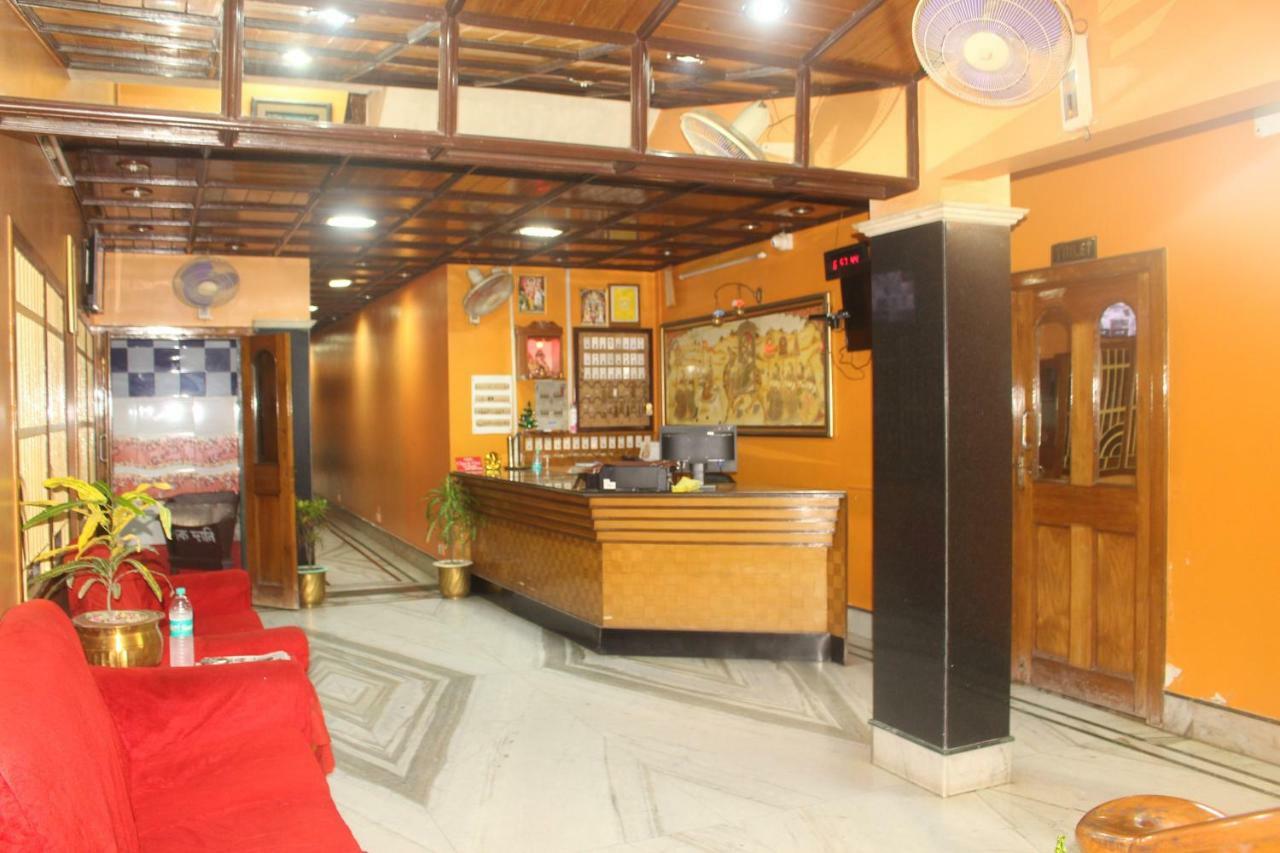 Hotel Surja Laxmi Raiganj Esterno foto